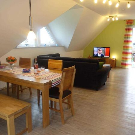 Ferienwohnung Regenbogenhaus Hasselberg  Екстериор снимка