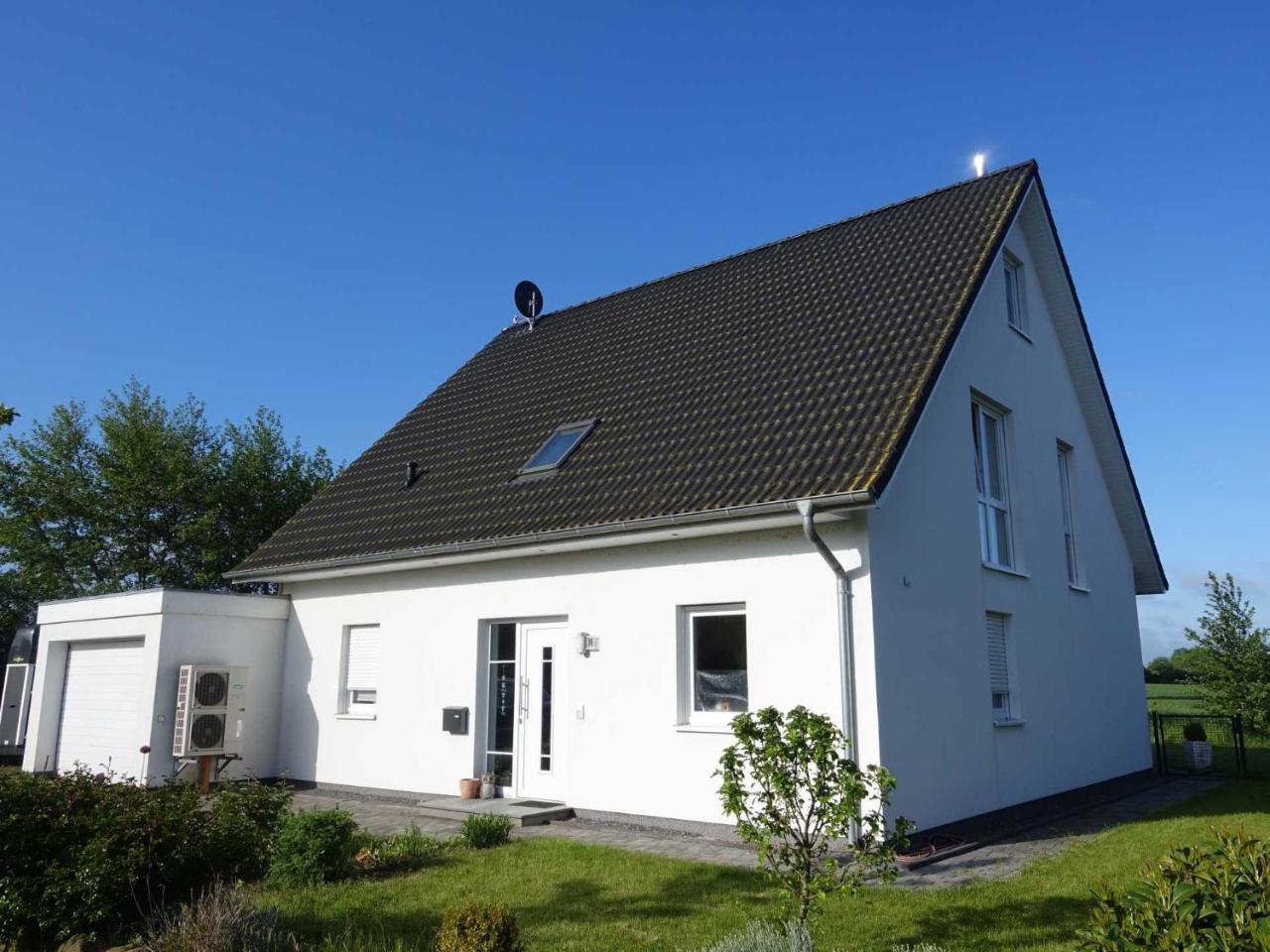 Ferienwohnung Regenbogenhaus Hasselberg  Екстериор снимка