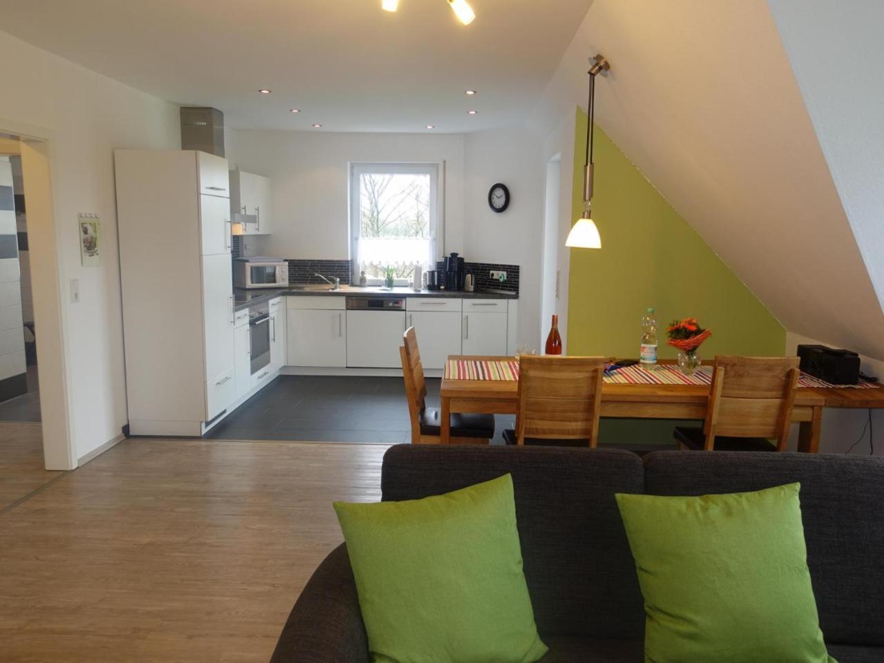 Ferienwohnung Regenbogenhaus Hasselberg  Екстериор снимка